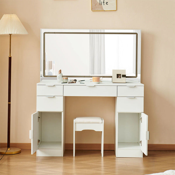 Haven And Hue | LED Mirror Vanity Dressing Table